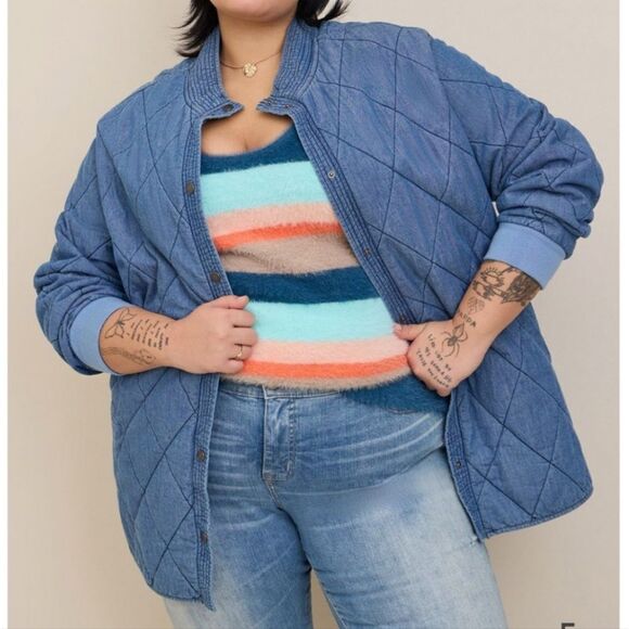 Torrid Chambray Quilted Shacket New - Picture 2 of 5